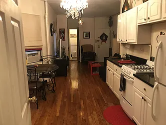 Rented by Salon Realty Corp