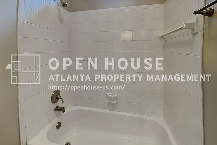 3761 Carmen Ct SW — Photo 19