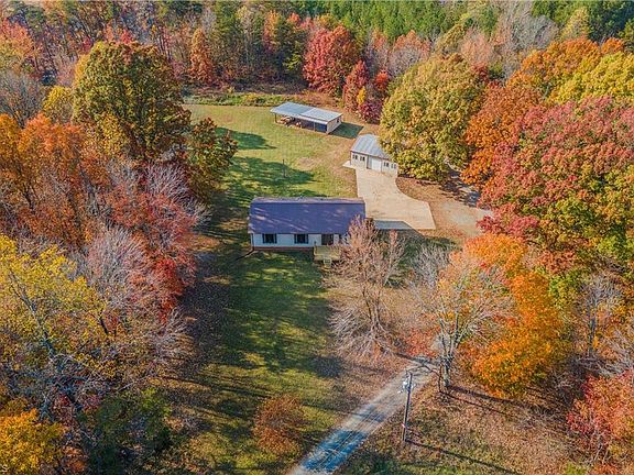 2nd image of 457 Jennifer Dr