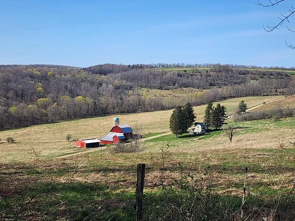 555 Plumstead Rd, Westfield, PA 16950