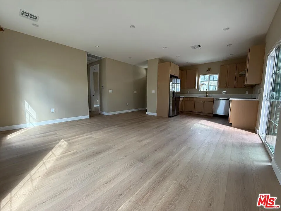 Building Photo - 20748 Stagg St