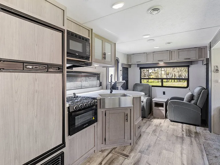 21581 Phoenix Lake Rd — Photo 8