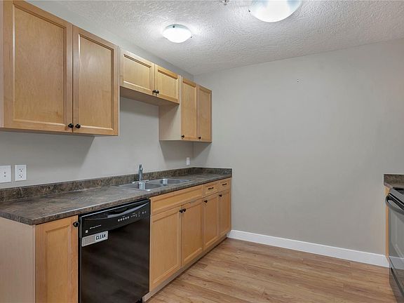 4th image of 701 Hilchey Rd #142