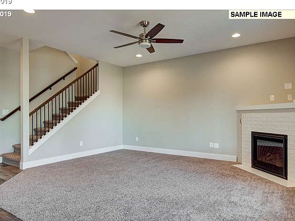 5th image of 827 W Golden Eagle Dr