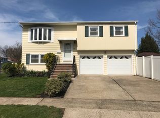 919 Rayhon Ter, Rahway, NJ 07065