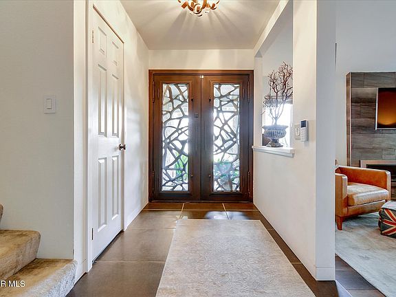 3rd image of 5829 Cardoza Dr