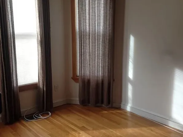 (undisclosed Address), Newton, MA 02458