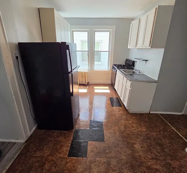 439 Springdale Ave #5D — Photo 2