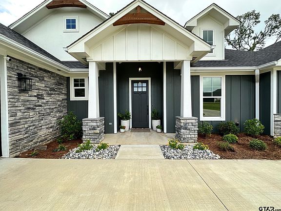 4th image of 170 Private Road 3117