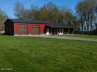 3393 Rainier Ln, Centralia, IL 62801