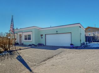 715 Hydra Rd SE, Rio Rancho, NM 87124