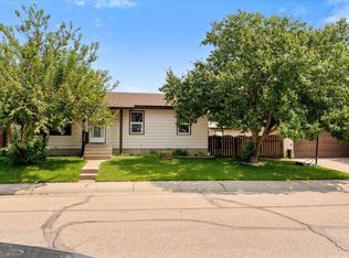 42 McNabb Cres, Stony Plain, AB T7Z 1G8