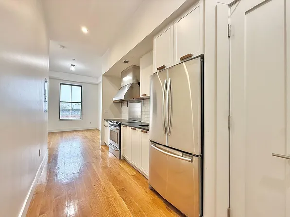 1671 Madison Street image 1 of 7