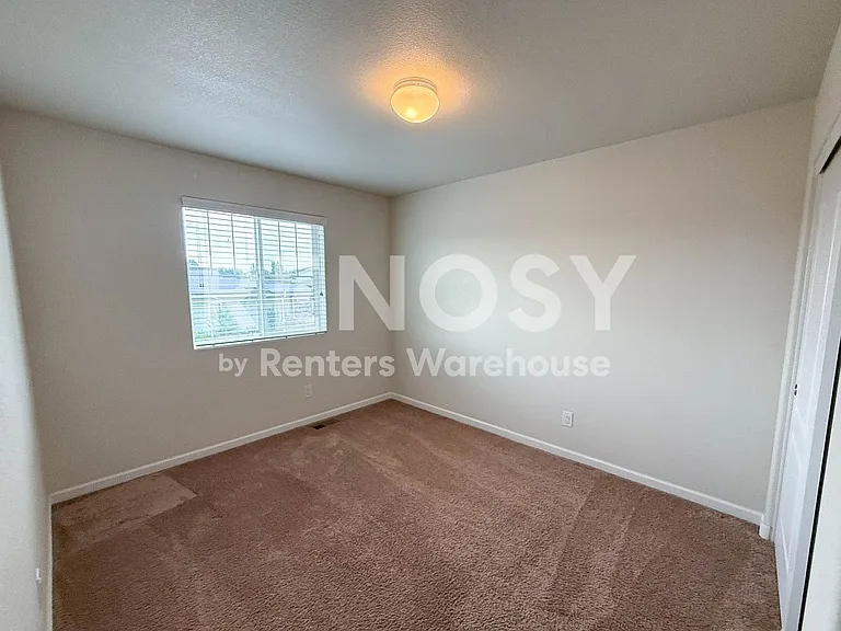4738 E 95th Ave — Photo 8