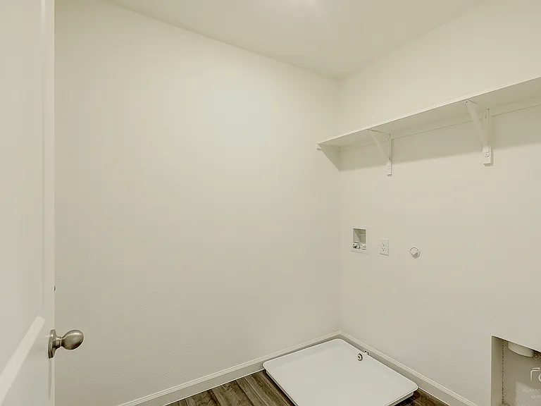 2713 Silver Leaf Ln — Photo 29