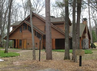 588 Wild Turkey Ln, Lewiston, MI 49756