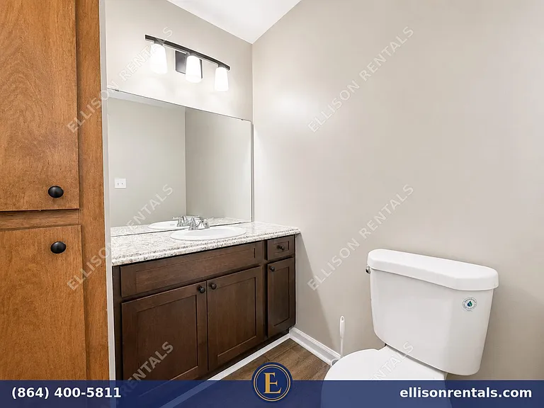 310 Waterbury Ct — Photo 12