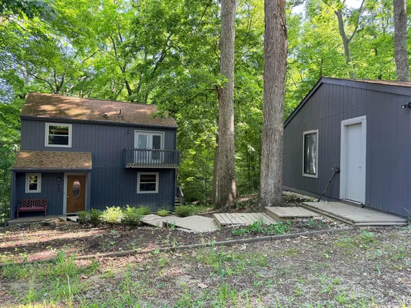 983 Sauk Ct, Sugar Grove, OH 43155