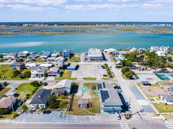 704 S Anderson Boulevard, Topsail Beach, NC 28445