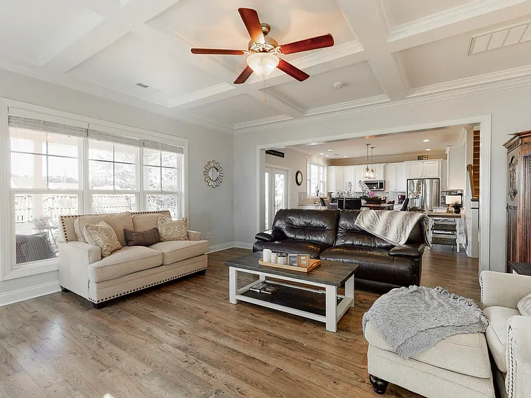 562 W Craftsman Way — Photo 31