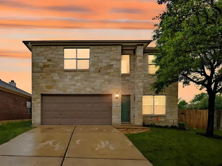 292 Housefinch Loop — Photo 1