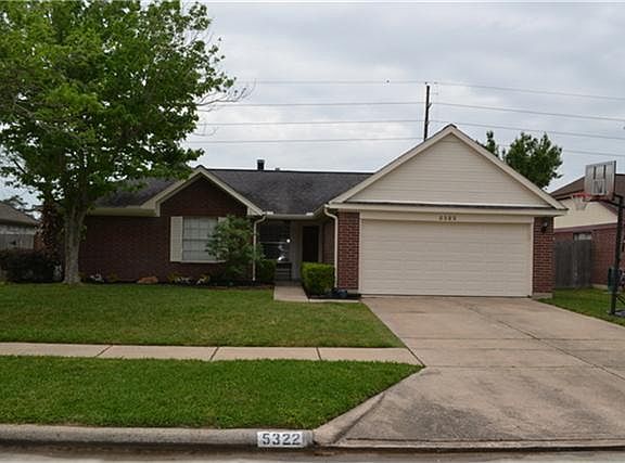 Spectacular one story 1774sqft 4 bedroom 2 bath split floor plan house.