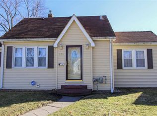 834 Hawthorne Ave, Waterloo, IA 50702