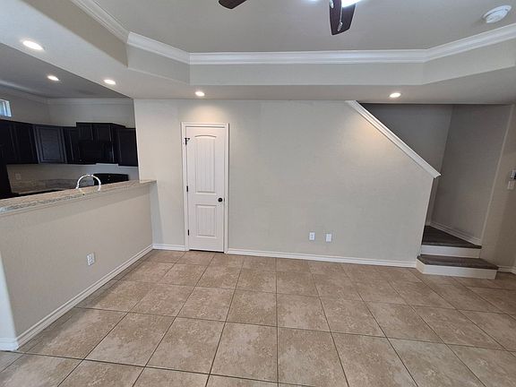 4th image of 6611 Mia Way #101