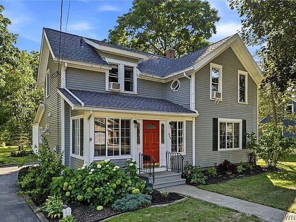 2nd image of 486 Pleasant Ave