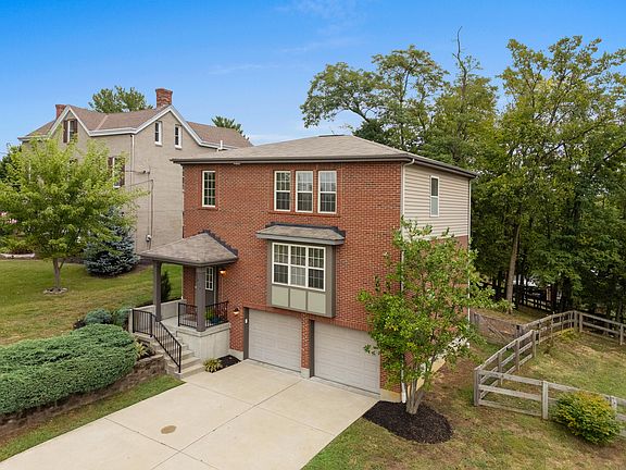 3rd image of 414 Kyles Ln