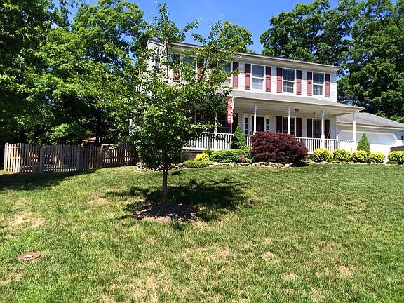5th image of 9504 Dabney Ct