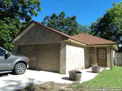 907 San Antonio St, Pleasanton, TX, 78064