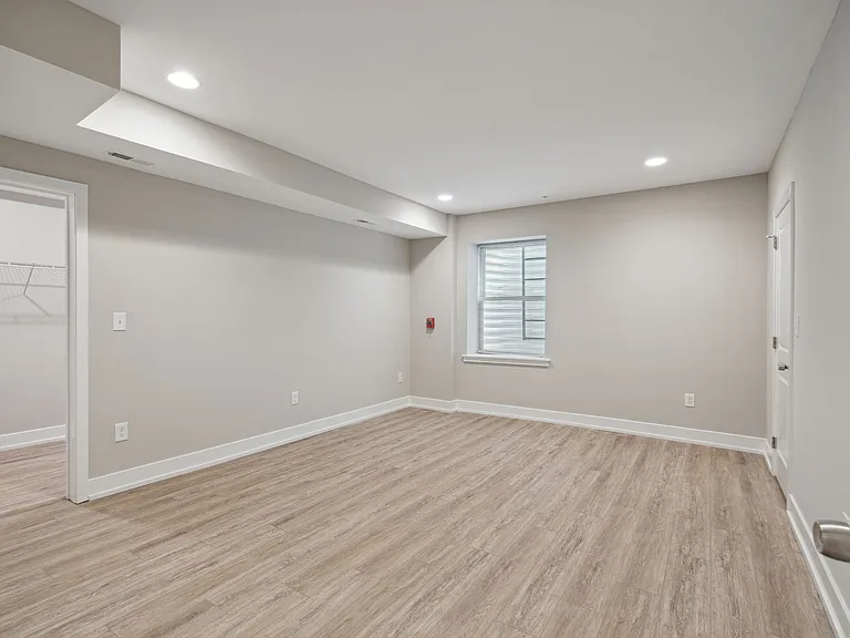 2612 Annin St #2 — Photo 19