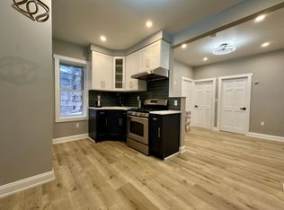 1028 39th St #1R, Brooklyn, NY 11219