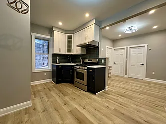 1028 39th Street, #1R