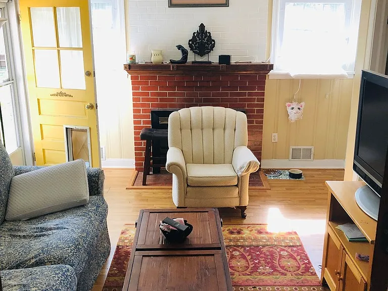 8407 Copley Dr — Photo 11