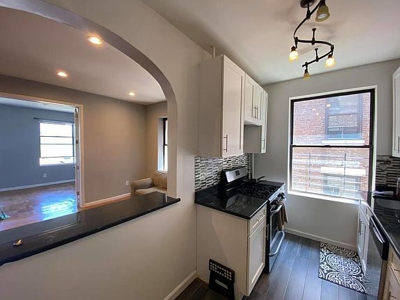 5th image of 418 W 130th St #57B
