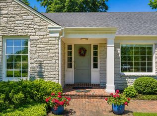9321 N Tennyson Dr, Bayside, WI 53217