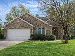 2122 Lexington Woods Dr, Spring, TX 77373