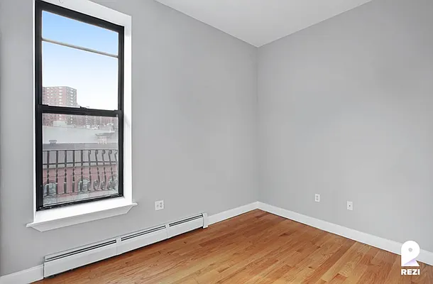 Rented by REZI | media 6