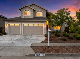 2017 Shelbourne Way, Santa Rosa, CA 95403
