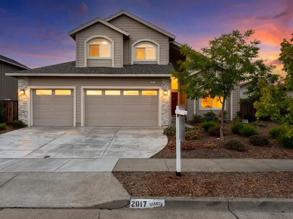 2017 Shelbourne Way, Santa Rosa, CA 95403