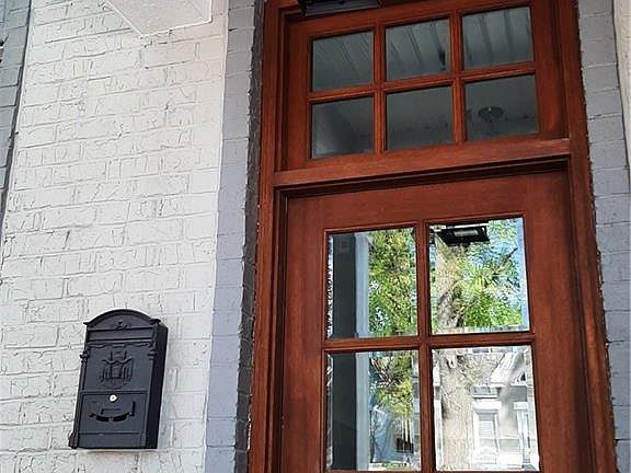 3rd image of 2915 Ellwood Ave