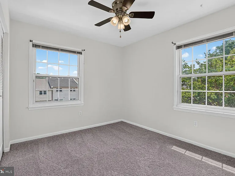 9457 Jenerio Ct — Photo 14