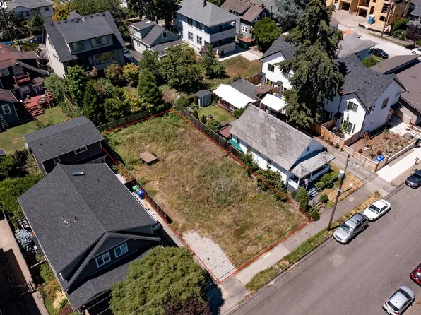 5741 S Kelly Ave, Portland, OR 97239