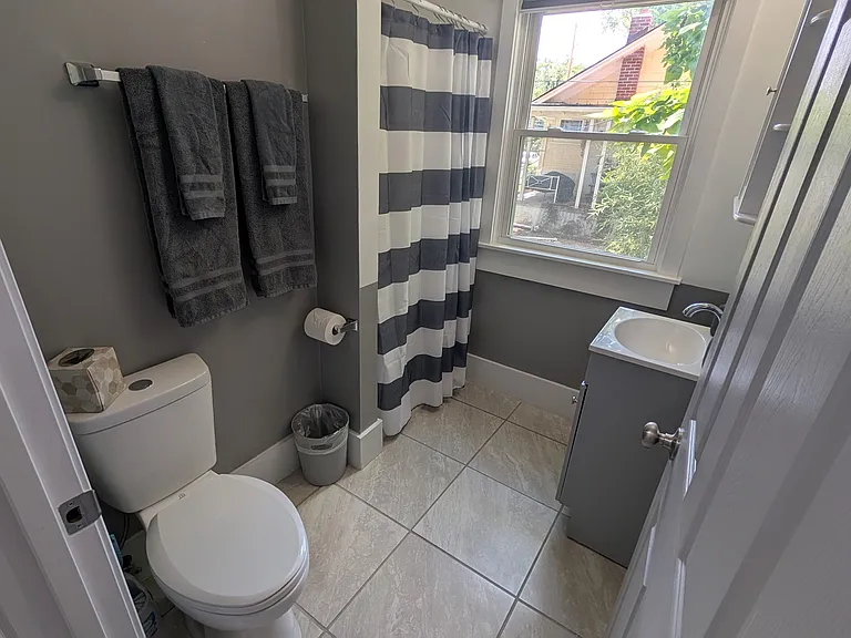 2410 W 42nd Ave — Photo 15