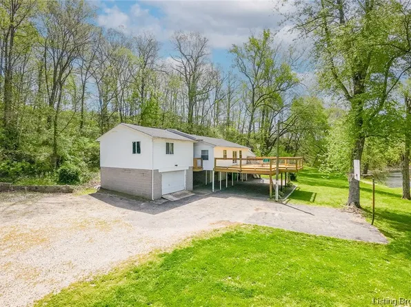 8695 Hill View Road NW, Depauw, IN 47115