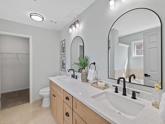 5th image of 4219 Mantua Way