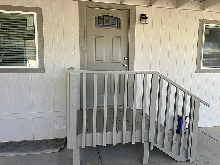 1946 Castleberry Ln — Photo 12