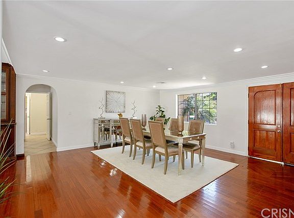 4th image of 4316 Natoma Ave